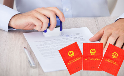 Những lưu ý khi mua bán nhà đất có sổ hồng chung
