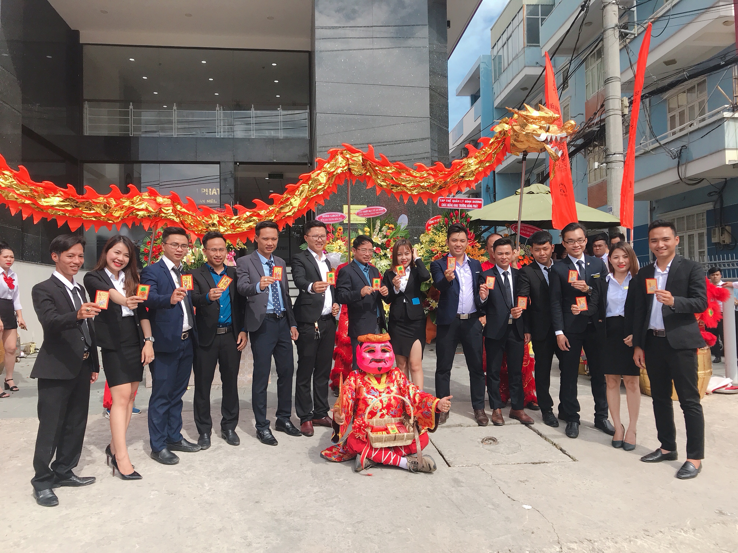 Tưng Bừng Khai Trương Chi Nhánh Mới