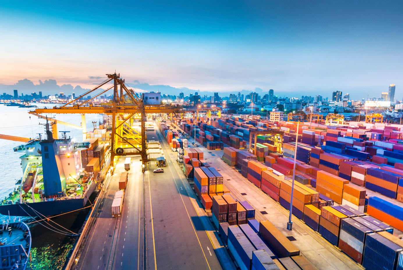 Việt Nam nền kinh tế tăng trưởng nhanh nhất ở Đông Nam Á